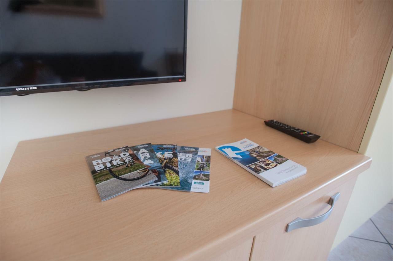Residenza Picalof Apartment Torbole Sul Garda ภายนอก รูปภาพ